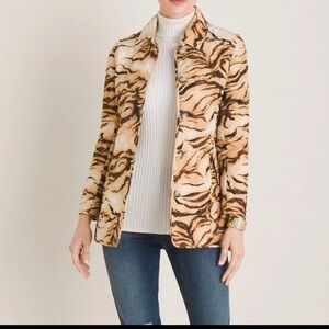 🐅 Chico’s Quilted Jacket – Tiger Stripe in Brown & Cream (Size 1 8/10, EUC)